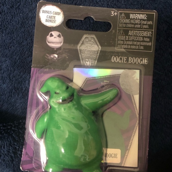 Nightmare Before Christmas Figurine Set with Bonus Card - Picture 5 of 8
